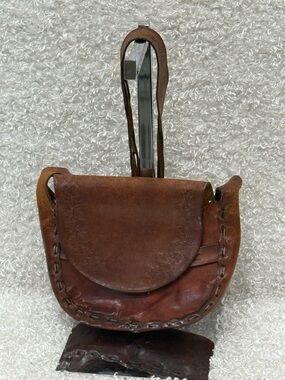 VIntage Hand Made womens leather shoulder bag